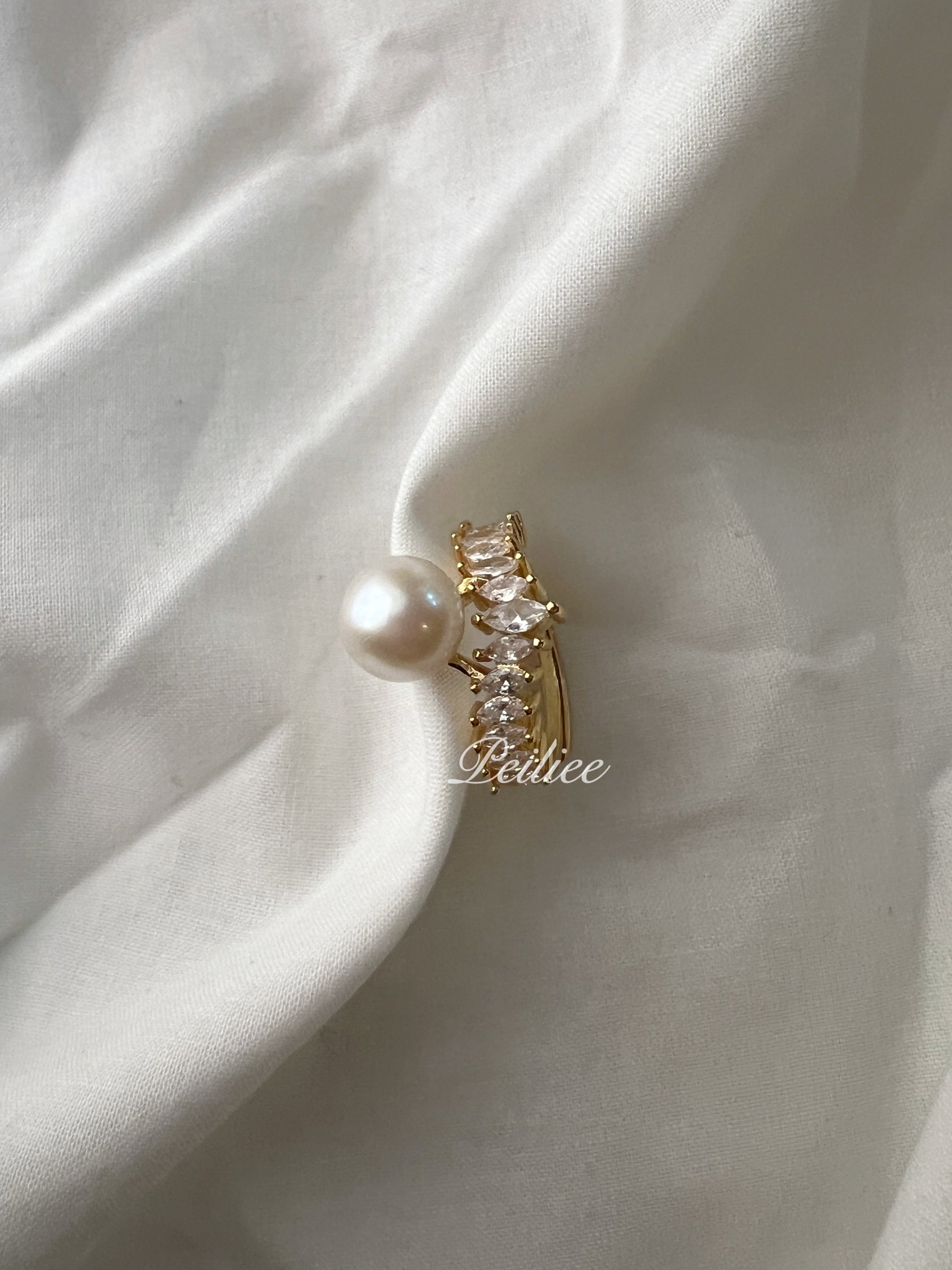 Get trendy with Love Me Like You Do Crystal 9-10mm Freshwater Pearl Ring - available at Peiliee Shop. Grab yours for $19.90 today!