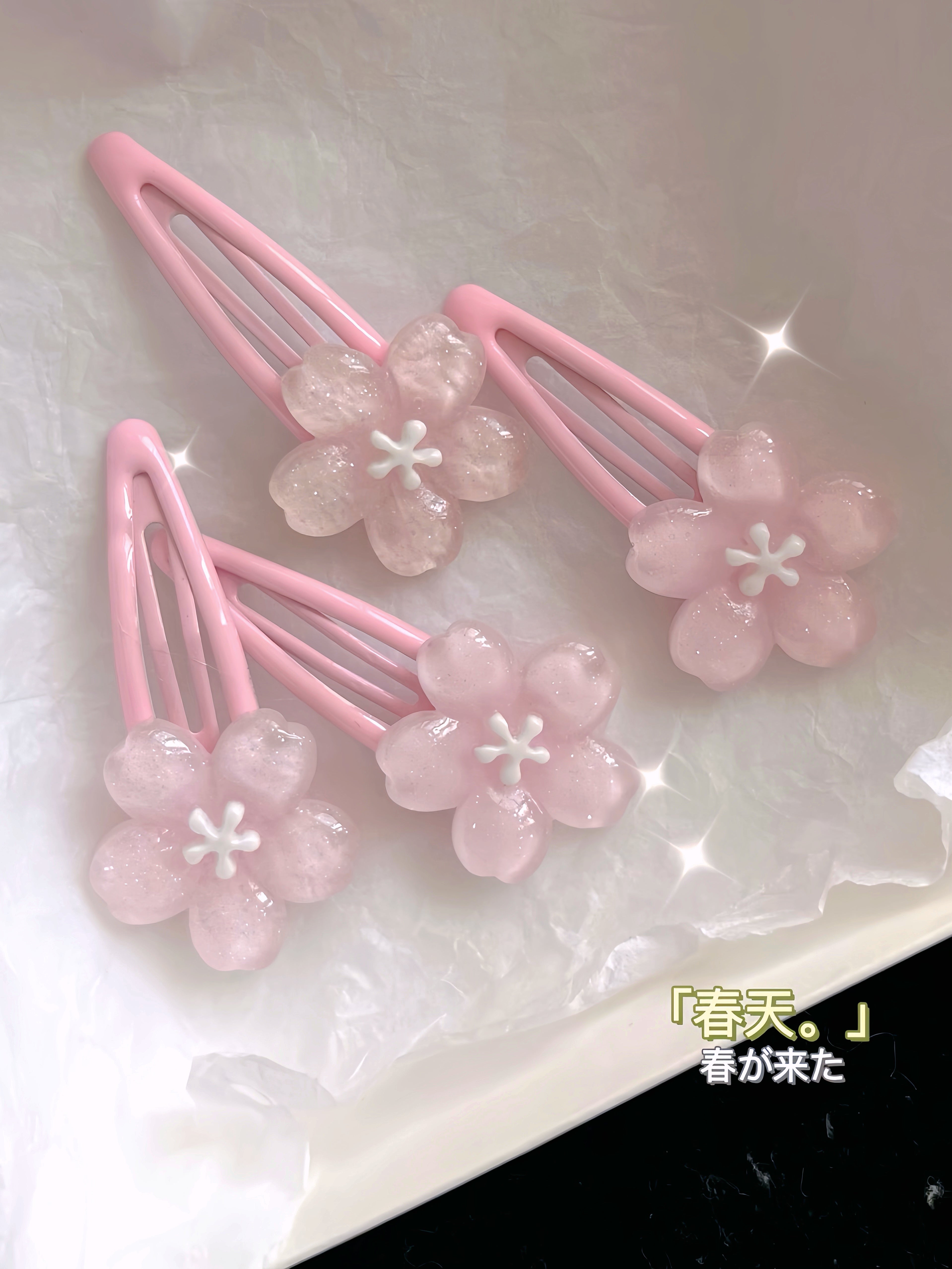 Get trendy with Sakura Hairpin - available at Peiliee Shop. Grab yours for $0.99 today!