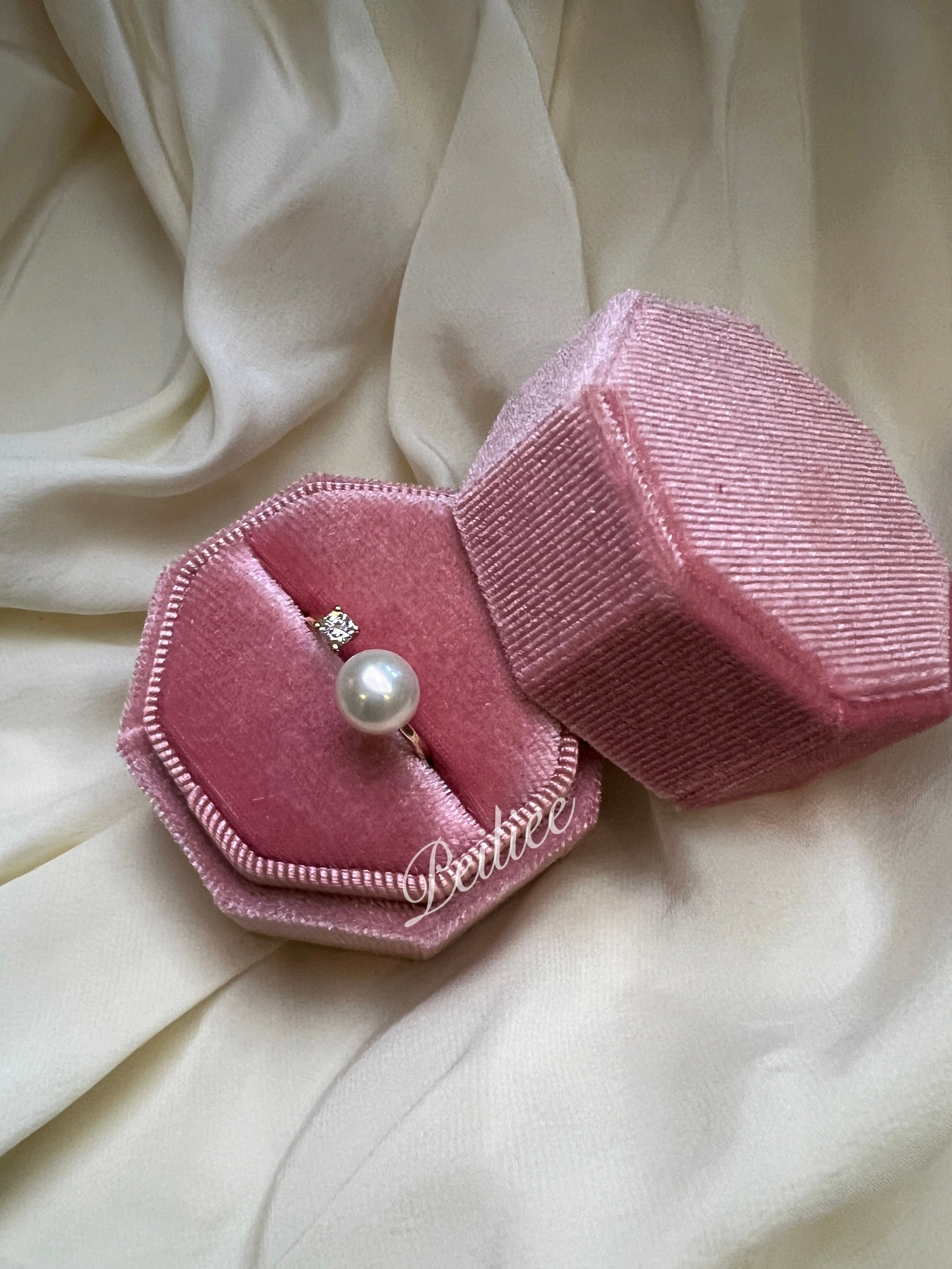 Get trendy with I love being me 8-9mm Freshwater Pearl Ring - available at Peiliee Shop. Grab yours for $18.90 today!