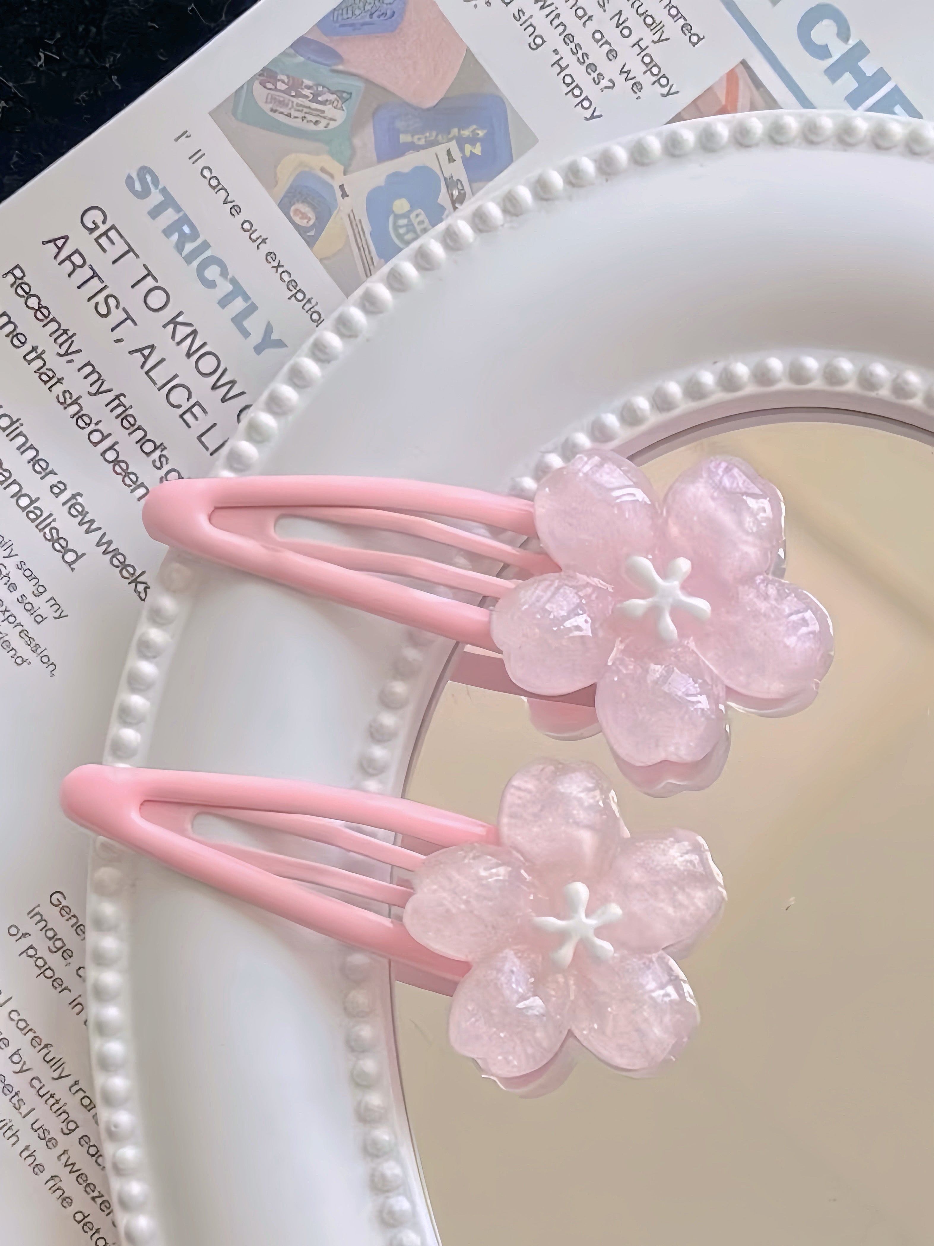 Get trendy with Sakura Hairpin - available at Peiliee Shop. Grab yours for $0.99 today!