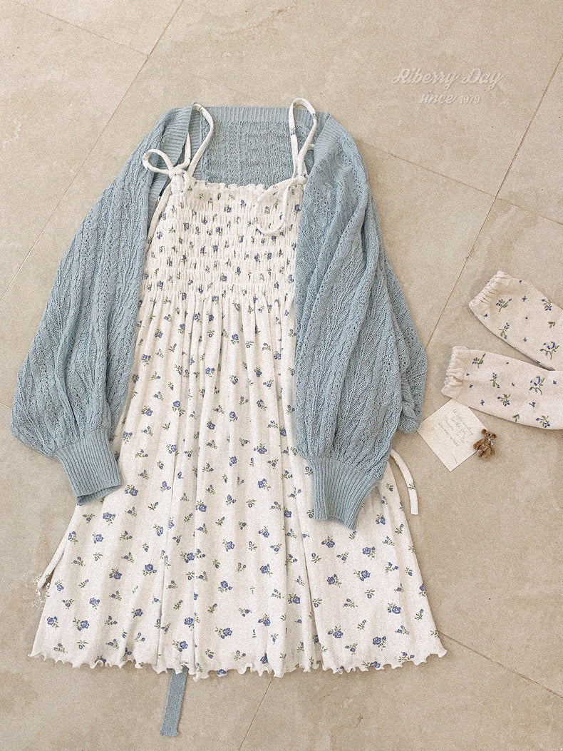 Get trendy with Juliet Angel Floral Dress - available at Peiliee Shop. Grab yours for $19.90 today!