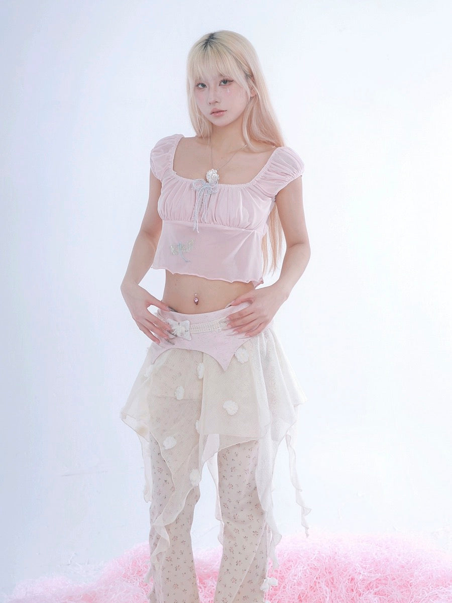 Get trendy with I love being me - Rose Island Crop Top - available at Peiliee Shop. Grab yours for $26 today!
