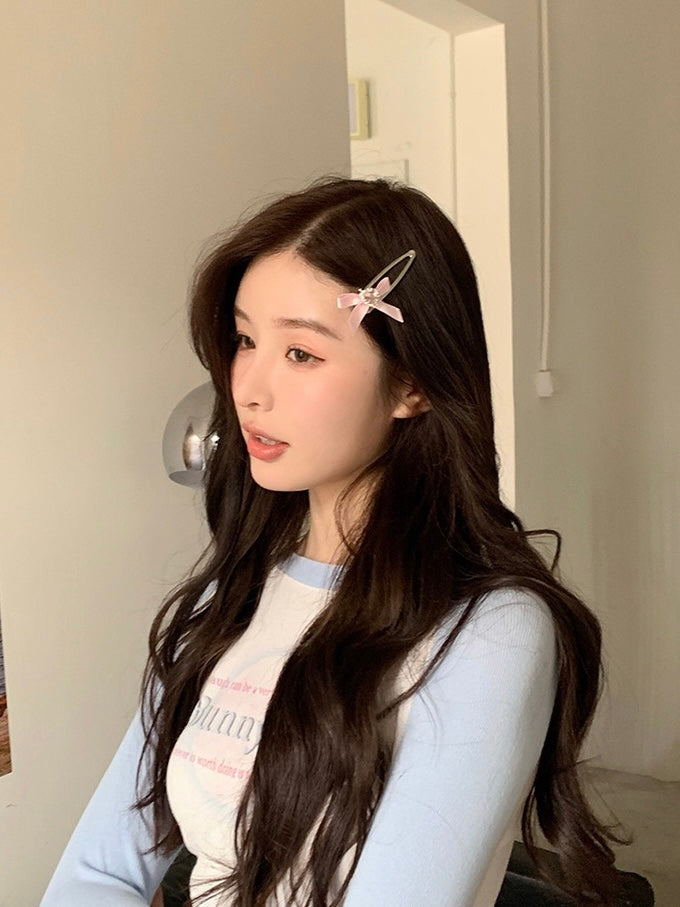 Get trendy with Dolly Heart Hairpin - available at Peiliee Shop. Grab yours for $2.50 today!