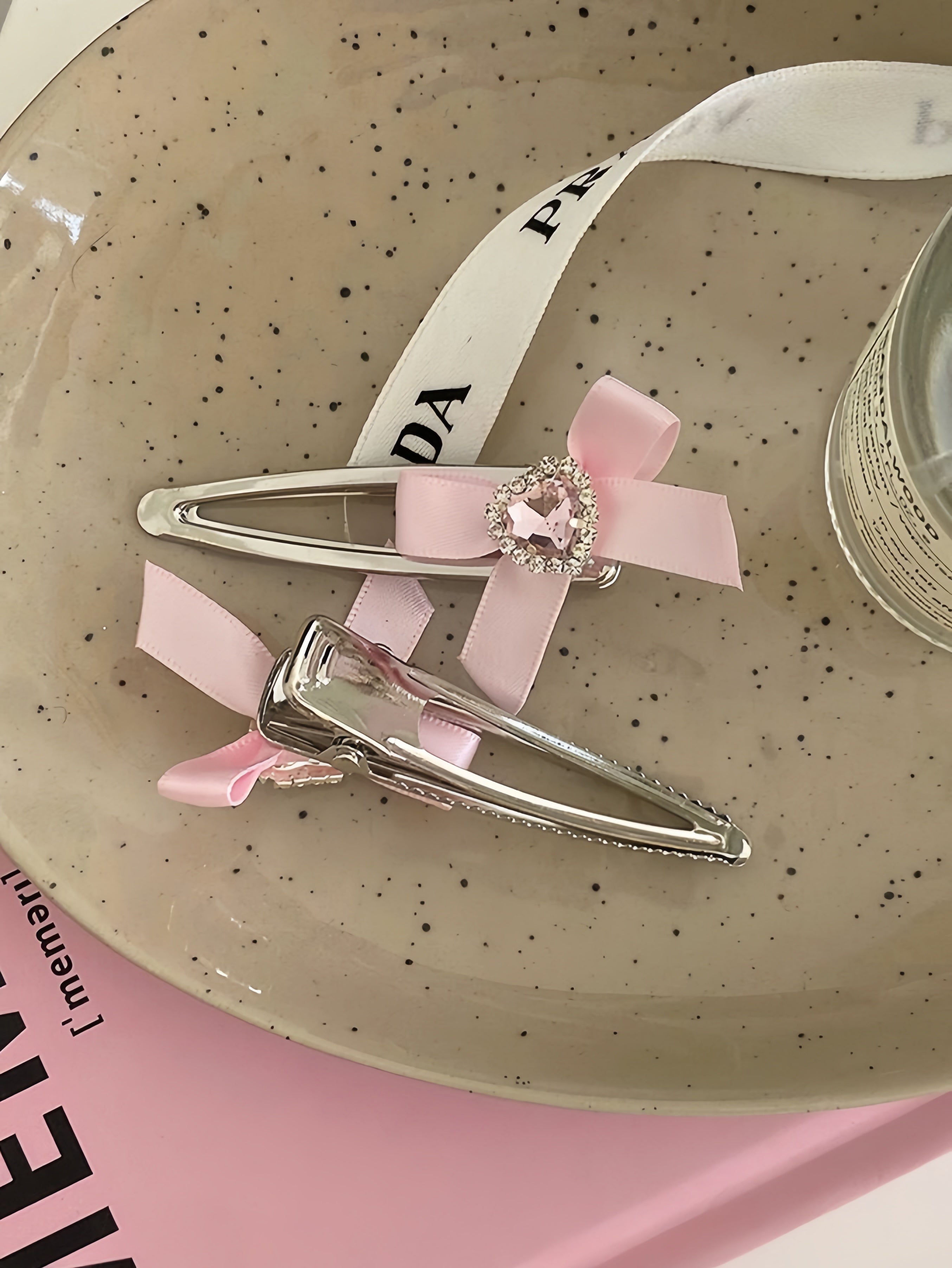 Get trendy with Dolly Heart Hairpin - available at Peiliee Shop. Grab yours for $2.50 today!