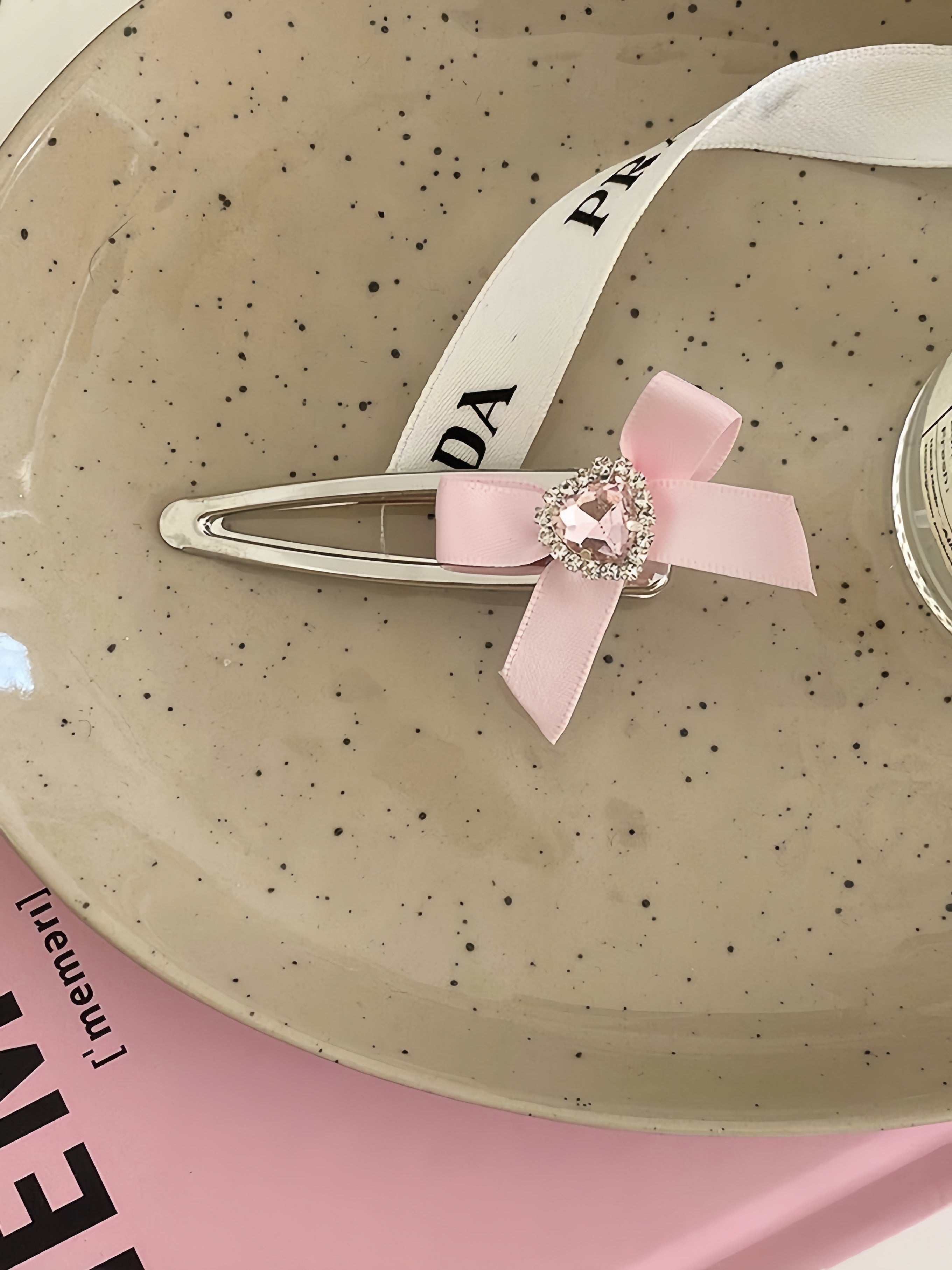 Get trendy with Dolly Heart Hairpin - available at Peiliee Shop. Grab yours for $2.50 today!