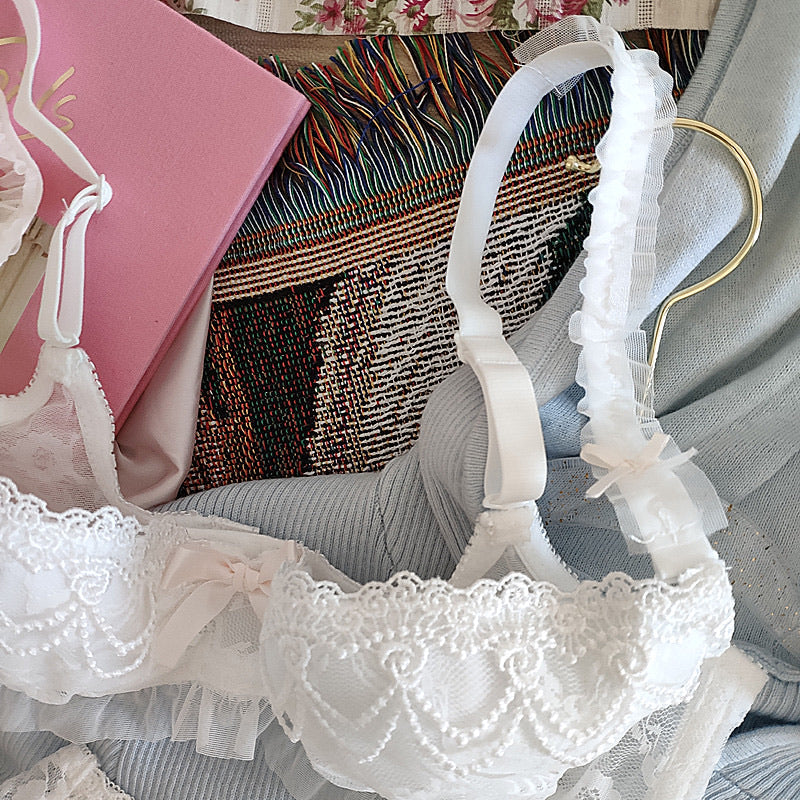 Get trendy with Angel Ribbon for stars and roses Bra Set - lingerie available at Peiliee Shop. Grab yours for $26 today!