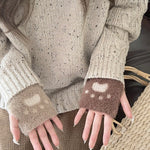 Get trendy with [Faux Fur] 5 Colors Sweet Kitty Paws-Pattern Gloves - Accessories available at Peiliee Shop. Grab yours for $9.90 today!