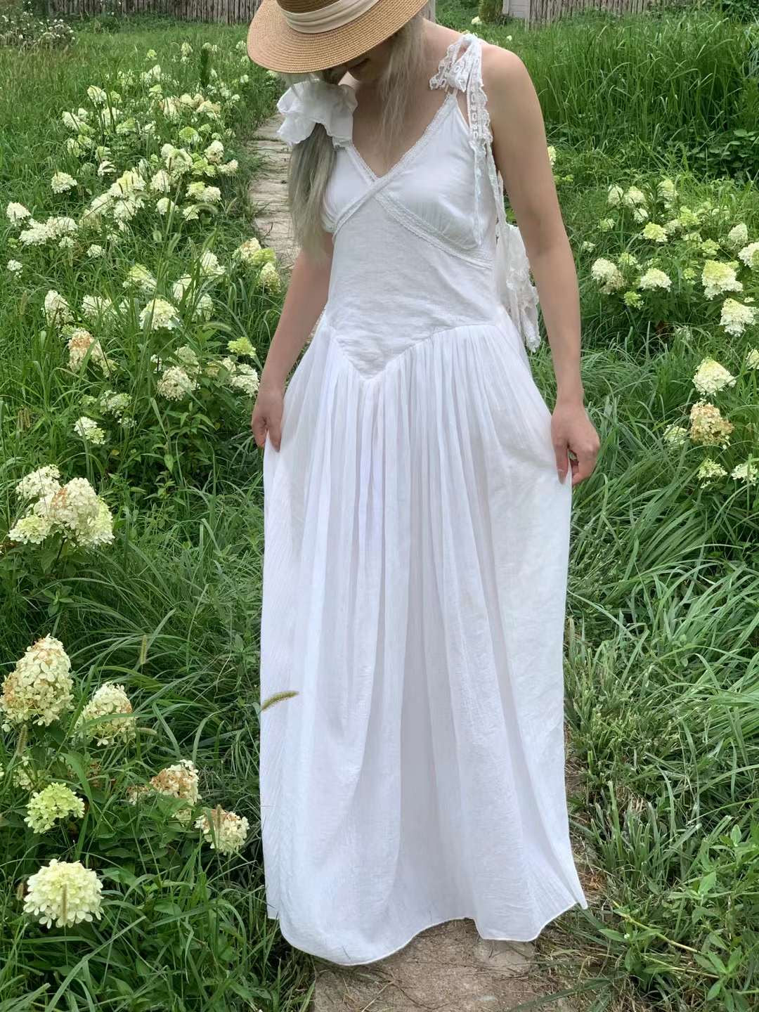 Get trendy with [Tailor Made] Pure Romance Handmade Cotton Dress -  available at Peiliee Shop. Grab yours for $89 today!