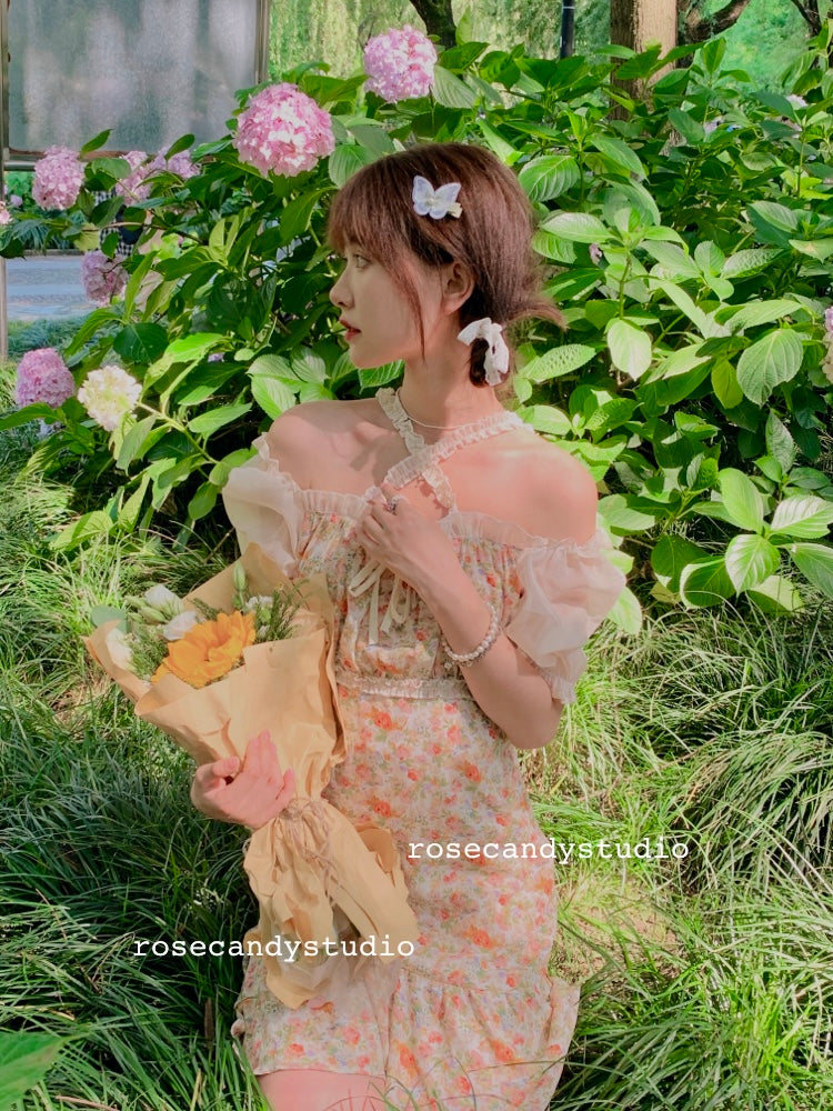Get trendy with [SALE] Afternoon Garden floral mini dress - Dresses available at Peiliee Shop. Grab yours for $26.80 today!