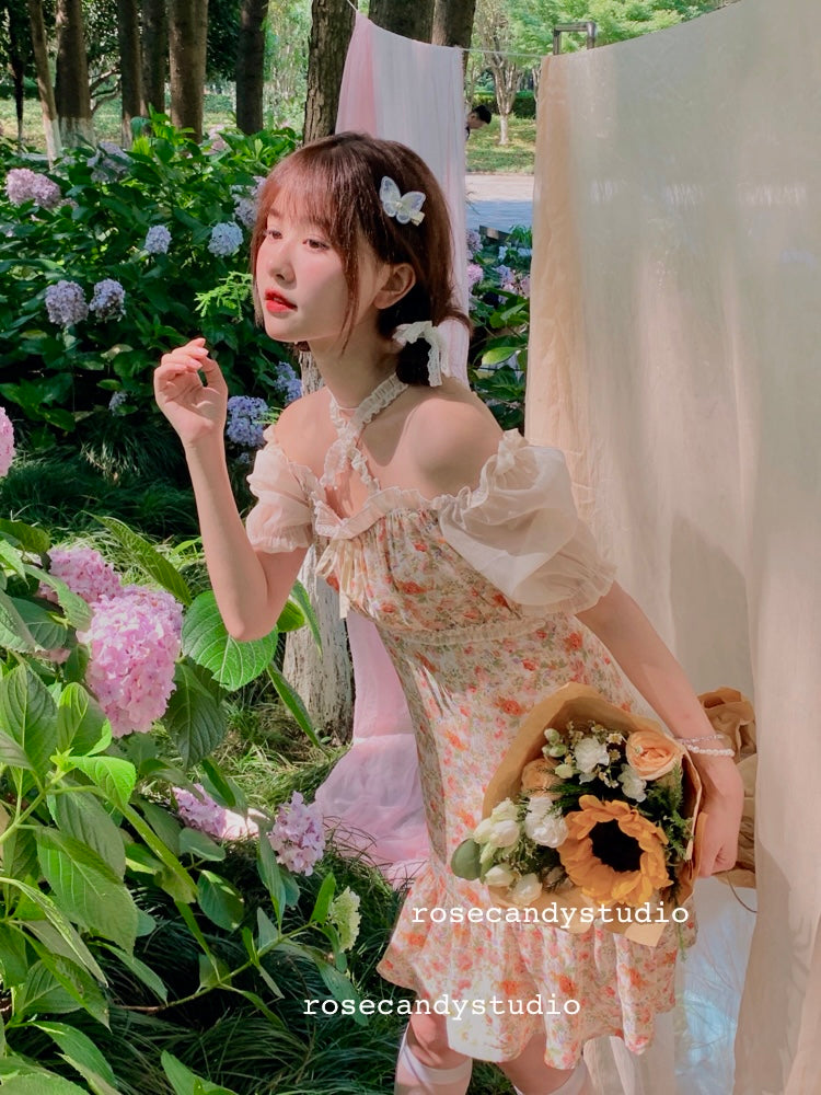 Get trendy with [SALE] Afternoon Garden floral mini dress - Dresses available at Peiliee Shop. Grab yours for $26.80 today!