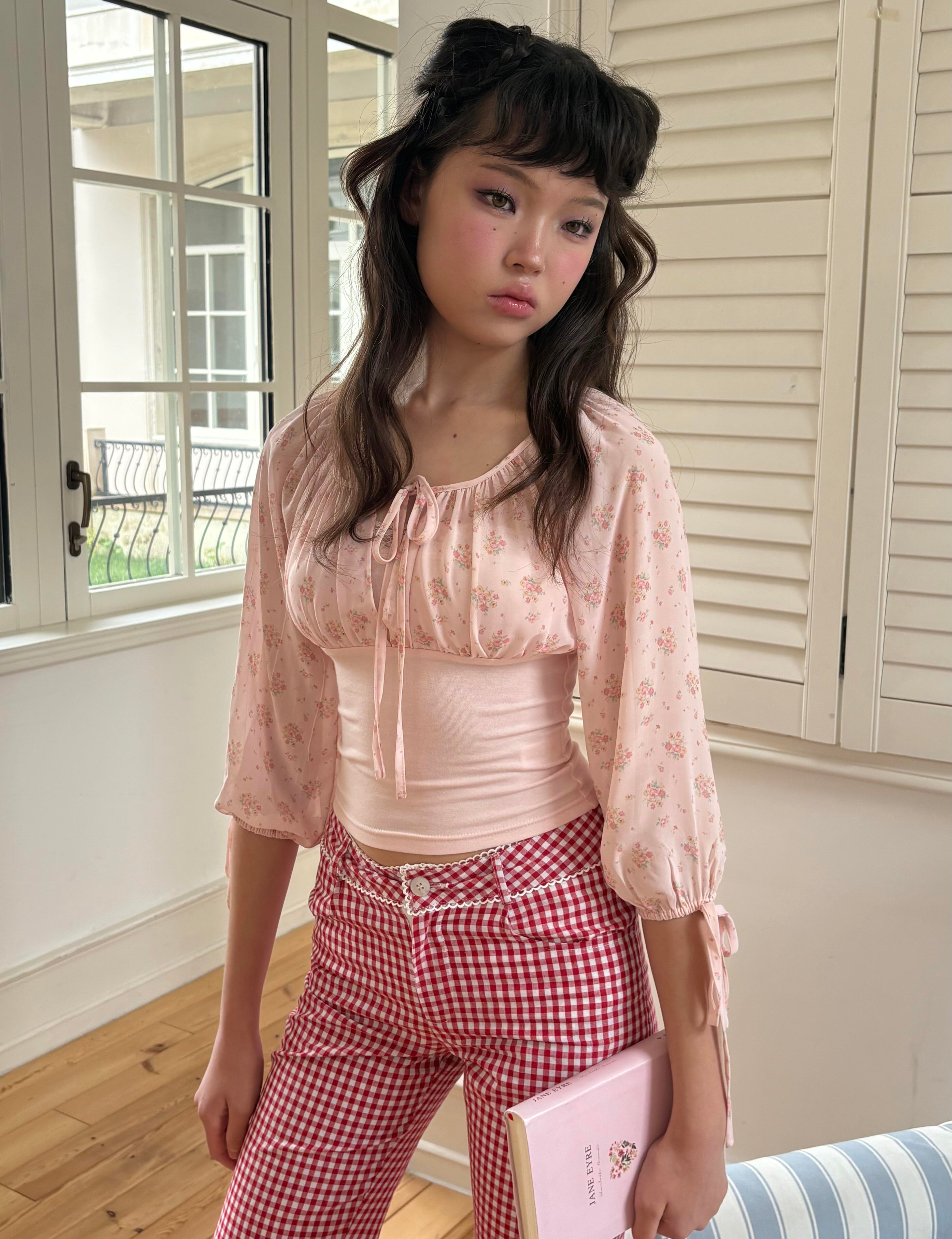 MineBeThyVers Rosy Days Blouse