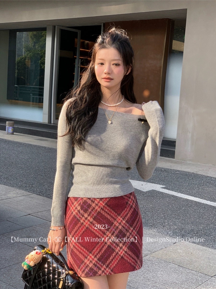 Get trendy with [Mummy Cat] Butterfly Bow Off-Shoulder Sweater -  available at Peiliee Shop. Grab yours for $50.50 today!