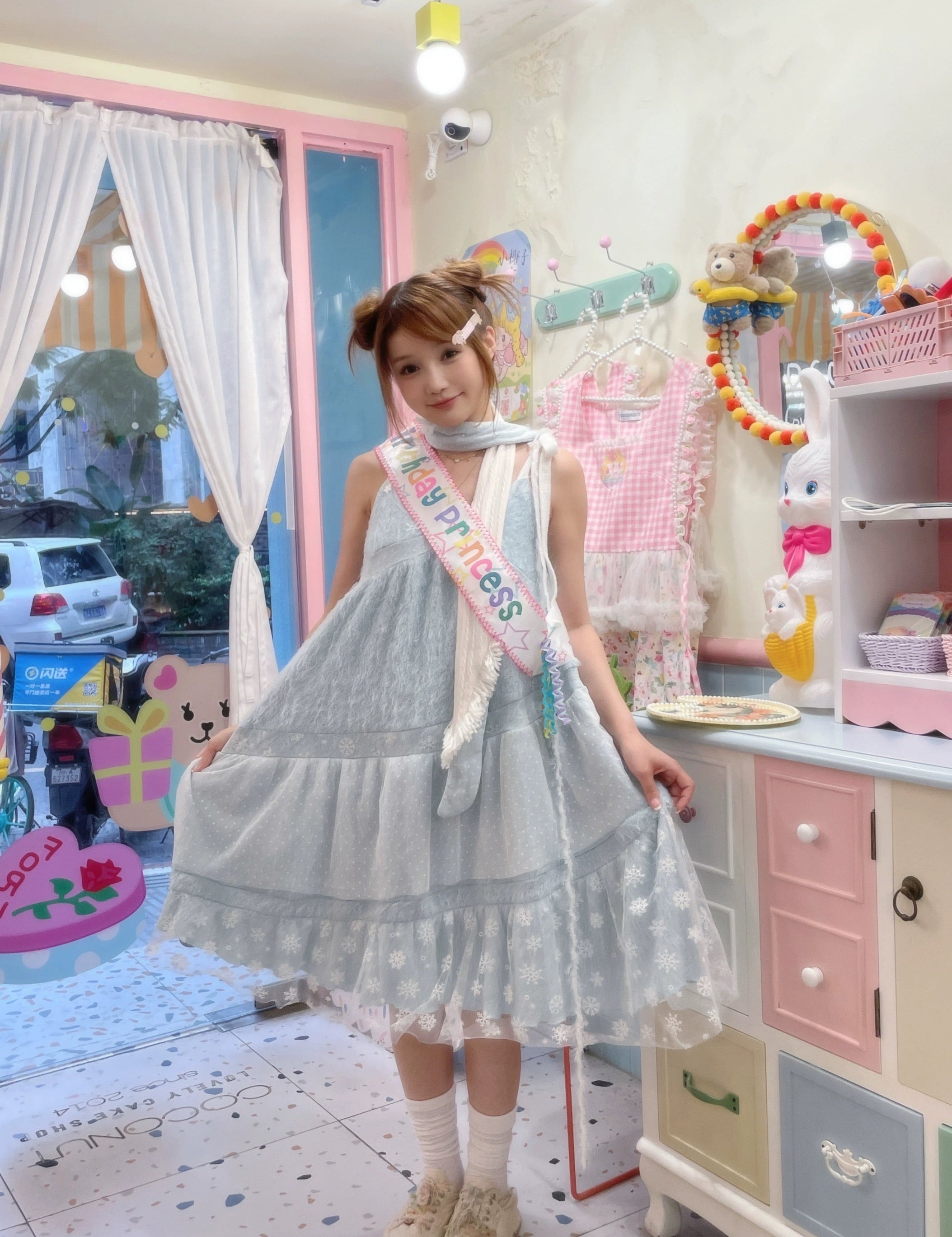 Get trendy with [Rose Island] Icy Snow Feather Dress -  available at Peiliee Shop. Grab yours for $57 today!