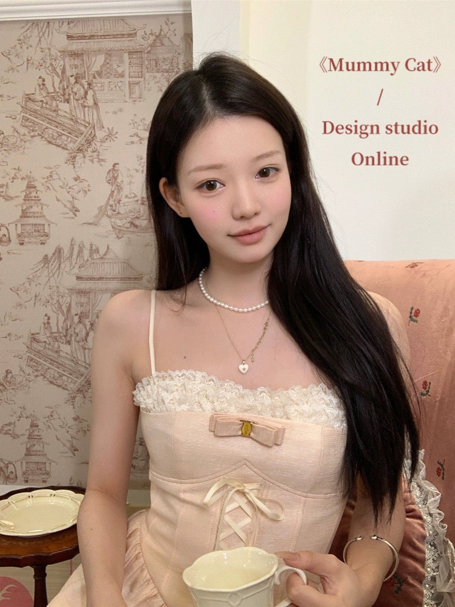 Get trendy with [Mummy Cat] Ballet Sweetheart Lace Dress -  available at Peiliee Shop. Grab yours for $59 today!