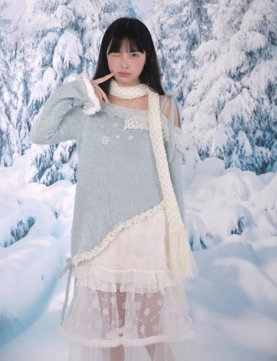 Get trendy with [Rose Island]Snowy Feather Tassel Faux Fur Scarf - Coats & Jackets available at Peiliee Shop. Grab yours for $19.90 today!