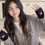 Get trendy with [Faux Fur] 5 Colors Sweet Kitty Paws-Pattern Gloves - Accessories available at Peiliee Shop. Grab yours for $9.90 today!