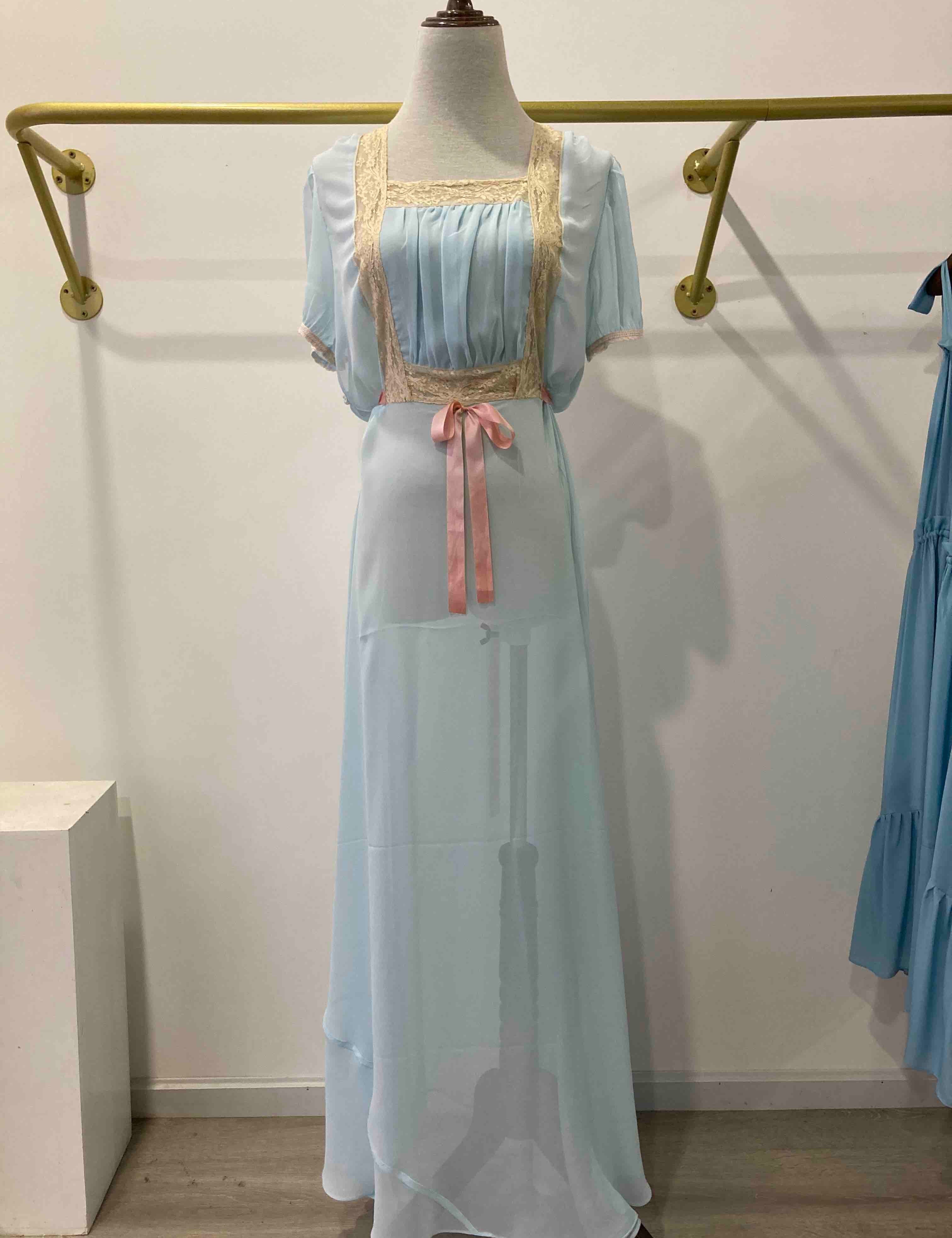 Get trendy with [Customized] Angelic Garden Vintage Gown Dress - Dress available at Peiliee Shop. Grab yours for $95 today!