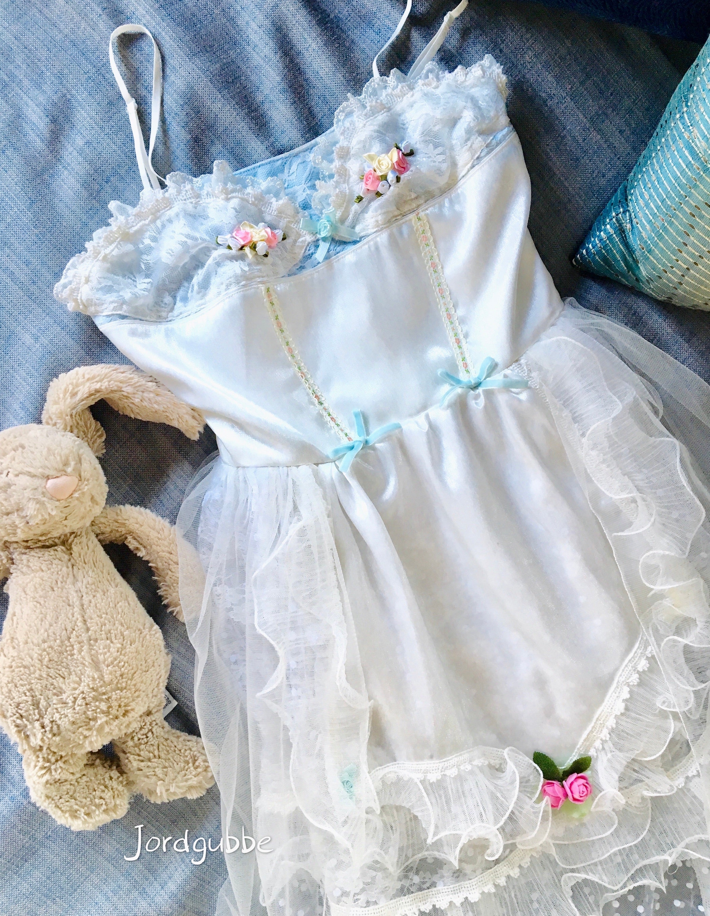 Get trendy with [Tailor Made] The Flower Bird Cadge Fairy Princess Dress -  available at Peiliee Shop. Grab yours for $149.90 today!